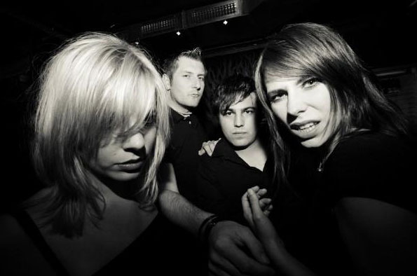 Delilahs keep it working