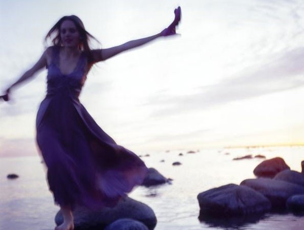 Ingrid Lukas plays Estonia