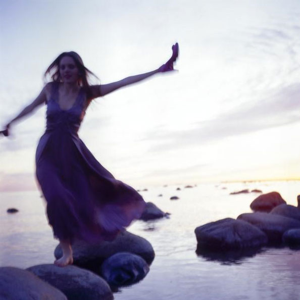 Ingrid Lukas plays Estonia