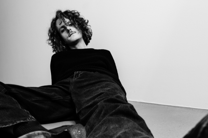 Is Dennis Kiss Confused?